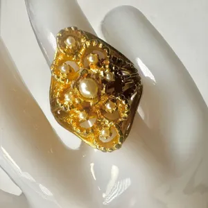 Gold tone faux pearl vintage ring thumbnail 2
