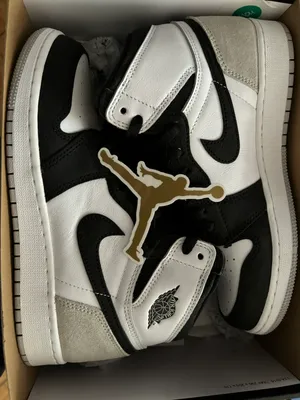 Air Jordan 1 Retro High OG GS ‘Stage Haze’ thumbnail 8