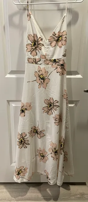 L'ATISTE Floral Formal Maxi Dress thumbnail 1