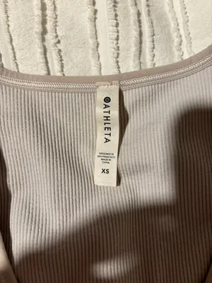 Athleta crop workout tank thumbnail 3