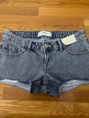 Hollister Jean Shorts Low-Rise Short thumbnail 2