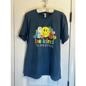 Be Kind To Everyone Smiley Face Graphic Tee Blue Bella Canvas Unisex Size Large thumbnail 13