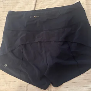 Lululemon Speed Up 4" Navy Blue Size 8 thumbnail 4