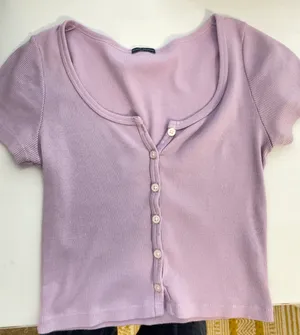 Brandy Melville Crop Top thumbnail 1
