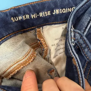 American Eagle AE Super Hi-Rise Jegging Next Level Stretch Size 4 Regular thumbnail 8