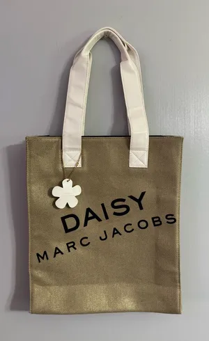 Marc Jacobs Daisy Beige Canvas Tote with White Handles and Daisy Charm thumbnail 1