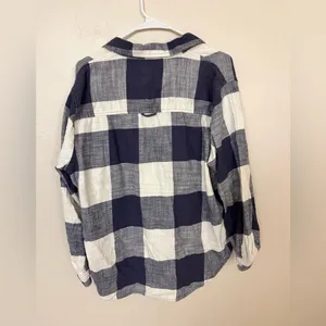 Woman’s American Eagle blue and white checkered flannel size medium thumbnail 5