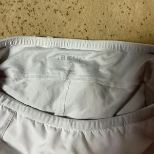 IBKUL Womens White Pleated Ruffle Athletic Tennis Golf Skort Size‎ M RN152356 thumbnail 5