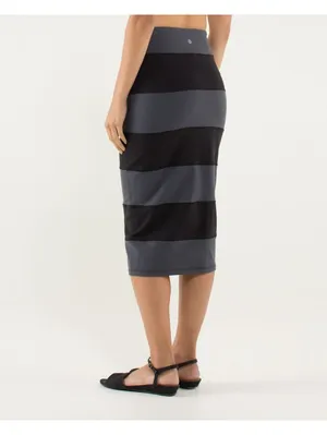 Lululemon Yoga Over Skirt Size 4 Coal Black Striped Luon High Rise Midi Rare thumbnail 5