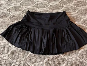 Black Tennis Skirt Size M thumbnail 1