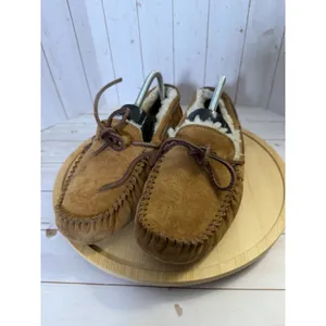 UGG Dakota Women's US 8 Moccasin Slipper Shoe Chestnut Shearling Lined thumbnail 3
