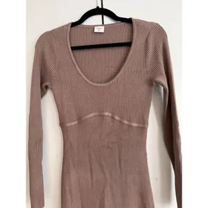 Abercrombie &‎ Fitch Ribbed Scoop Neck Mini Dress Mauve Brown Long Sleeve MP thumbnail 3