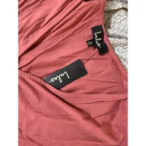 NWT Lulus Rusty Rose Pink V-Neck Jersey Knit Maxi Dress Size Medium Stretch thumbnail 4