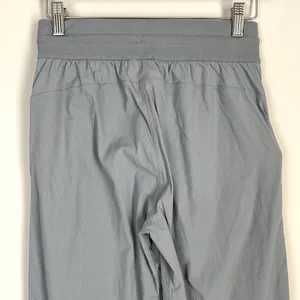 Lululemon Beyond the Studio Crop Joggers Pants Size 4 thumbnail 5