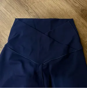 OFFLINE by Aerie Crossover High-Waisted Leggings, Navy thumbnail 2