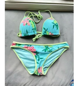 aerie bikini set thumbnail 1