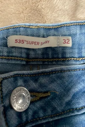 Levi’s Skinny Jeans thumbnail 3