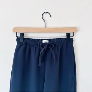 Aritzia Wilfred The Lodge Pant Crepette Navy Admiral thumbnail 7