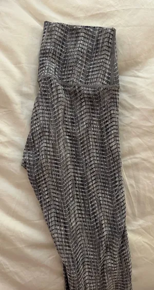 Vintage Lululemon Leggings thumbnail 1