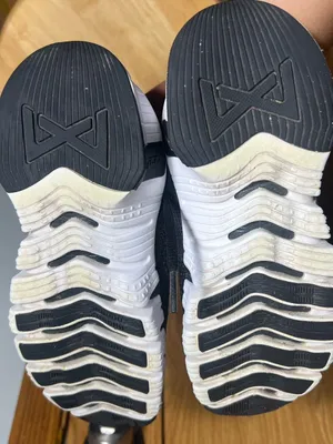 Nike women Black and White Breathable Sneakers thumbnail 6