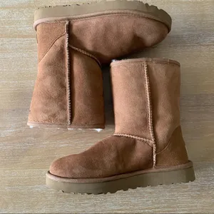 Ugg Australia Classic Brown Boots thumbnail 12