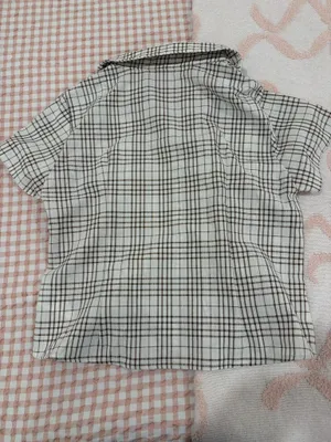 super cute white and brown fitted flannel top thumbnail 2
