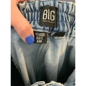 Urban Outfitters BDG high-rise relaxed skate cargo jeans size‎ 27 thumbnail 3