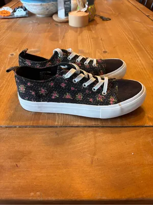Serra womens floral polka dot canvas sneakers black 8 thumbnail 4