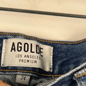 AGOLDE Riley Cropped High Rise Sttraight Leg‎ Distressed Raw Hem Jeans Sz 24 thumbnail 9