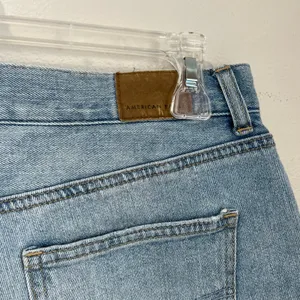 American Eagle High‎ Rise Distressed Mom Cuffed Denim Shorts Women’s Sz 4 thumbnail 8