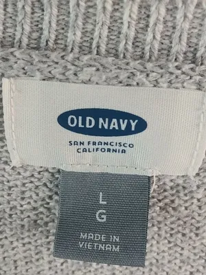 Old Navy L Gray Oversized Pullover Sweater thumbnail 7