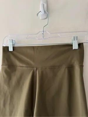 Madewell MWL High Rise 7" Olive Green Biker Shorts‎ thumbnail 2