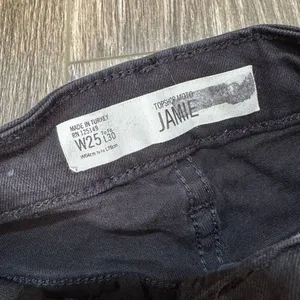 Topshop Petite Jamie Moto jeans in black thumbnail 3
