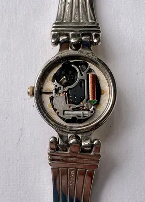 Ladies Seiko Wristwatch Two Tone Gold Tone Bracelet Style Vintage thumbnail 9
