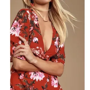 NWT Lulus Laclair Red Floral Surplice V‎ Neck Flutter Sleeve Skater Dress MEDIUM thumbnail 3
