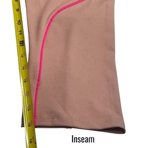 NEW Good American Pink Athletic Capri Leggings Workout Gym Stretch Size 4 (XL) thumbnail 10