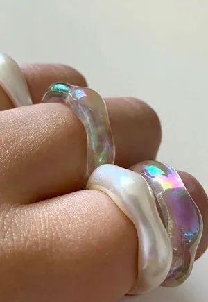 Gorgigi Wave Resin Rings Size 7 White thumbnail 3