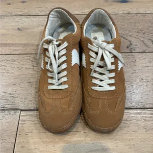 Dolce Vita Suede Sneakers Tan Size 7.5 thumbnail 4