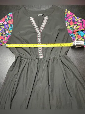 BloomChic Size 12 (L) Color-Contrast Vibrant Floral Flutter Sleeves Midi Dress thumbnail 4