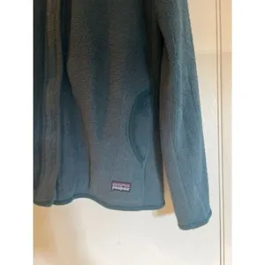 Patagonia woman's green fleece zipup‎ size medium thumbnail 2