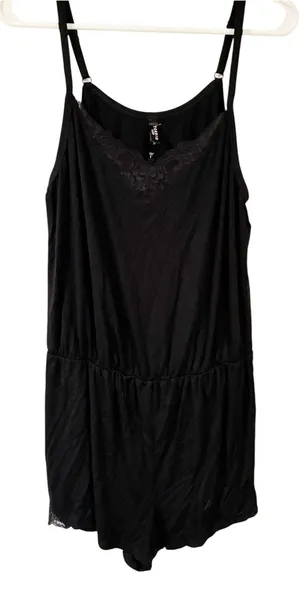 Torrid Plus Size Black Super Soft Lace Trim Sleep Romper Size 1X thumbnail 1