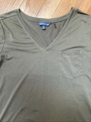 Toad & Co Swiftly Pocket Tee V-neck Size medium thumbnail 3
