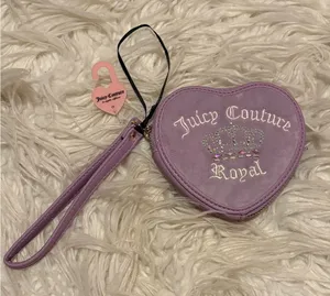 Juicy Couture Heart Coin Purse Wristlet NWT thumbnail 1
