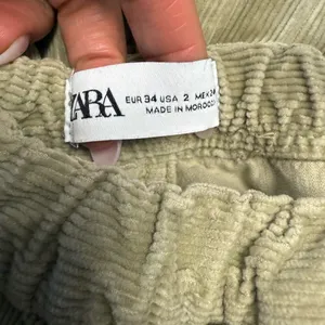 Zara Women‎ Size 2 Sage Green Corduroy Pockets Casual Trouser Pants thumbnail 5