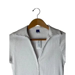 Old Navy Polo Shirt Women XS White NWT Ribbed Button Down Short Sleeve Preppy thumbnail 4