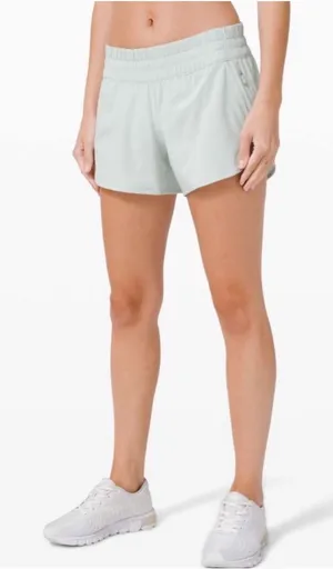LULULEMON Tracker Short V 4” in Island Mist Size 6 thumbnail 1
