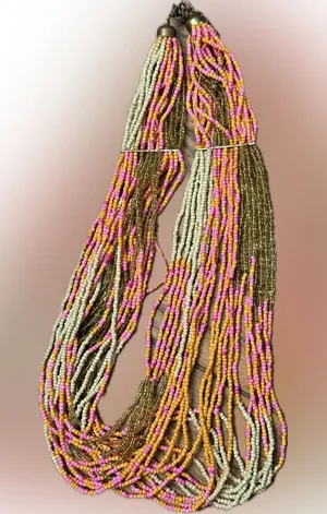 Vintage Beaded Necklace thumbnail 1