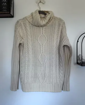 Athleta 100% Extra Fine Merino Wool Cream Chunky Turtle Neck Sweater Size Small thumbnail 1