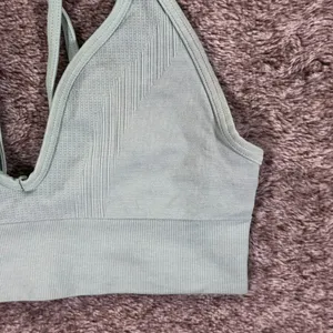 Lululemon Seamlessly Plunge Bra Sz 4/6 thumbnail 3