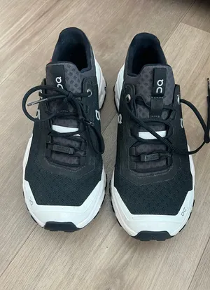 Black On Cloud Sneakers thumbnail 1